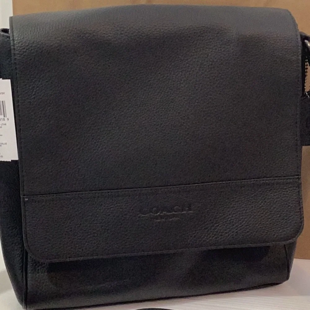 Coach Logo - embossed Men’s Leather Messenger Flap Crossbody Black